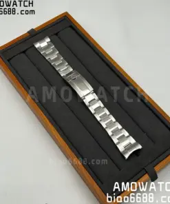 Rolex GMT-Master II with Oyster Bracelet and Folding Clasp_20250918195016