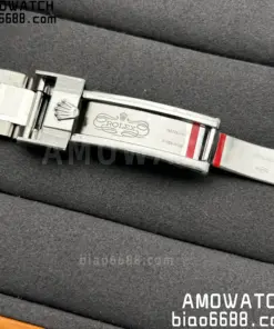 Rolex GMT-Master II with Oyster Bracelet and Folding Clasp_20250918195122